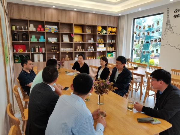 访回乡能人领头雁  看人才振兴新发展2